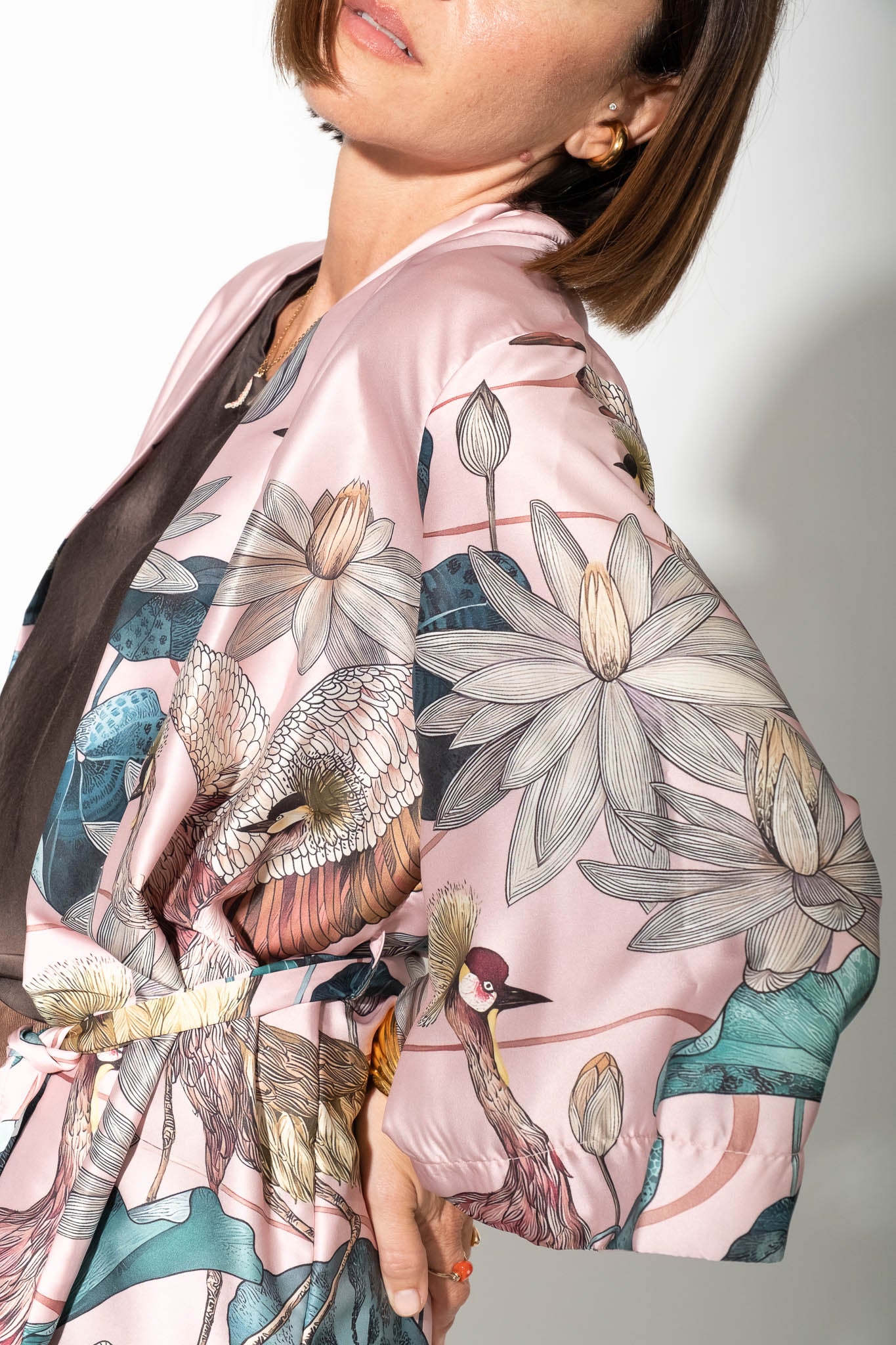 Kimono Lotus