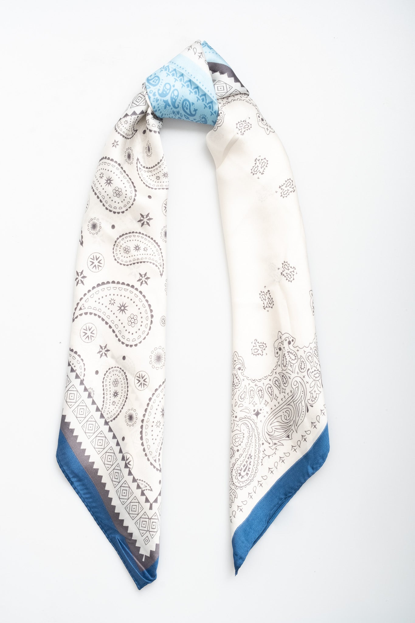 Bandana Gin