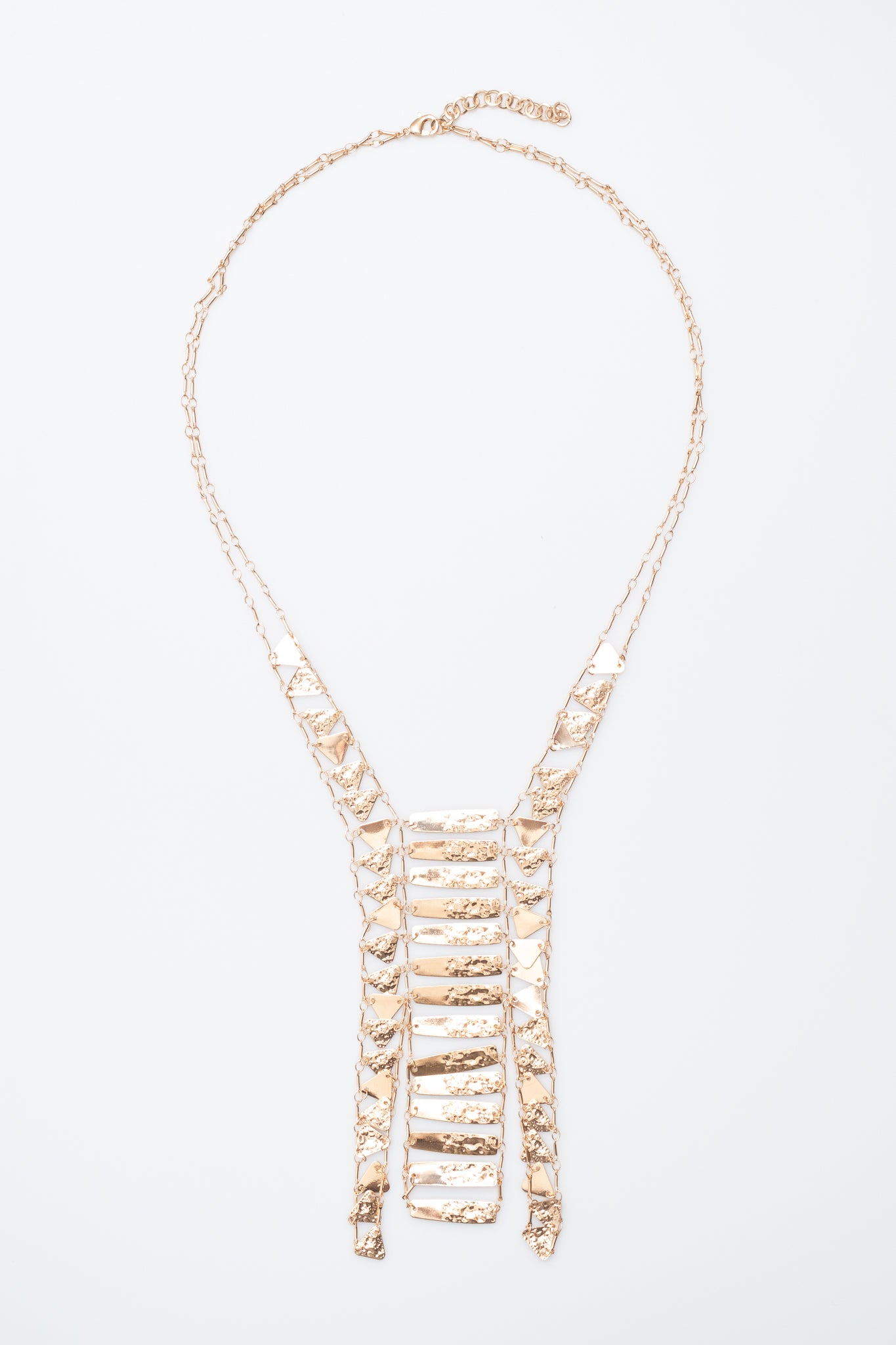 Collana Iside