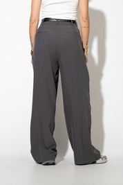 Pantalone Louvre