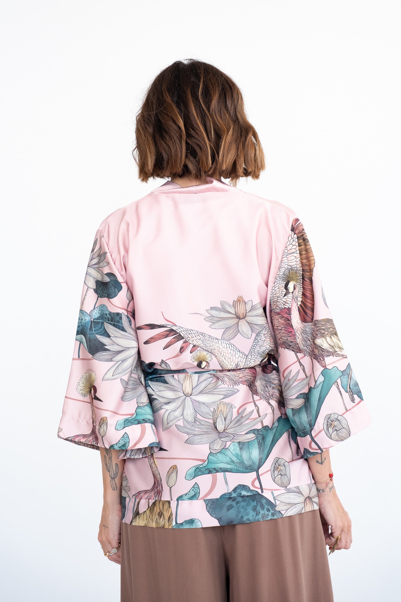 Kimono Lotus