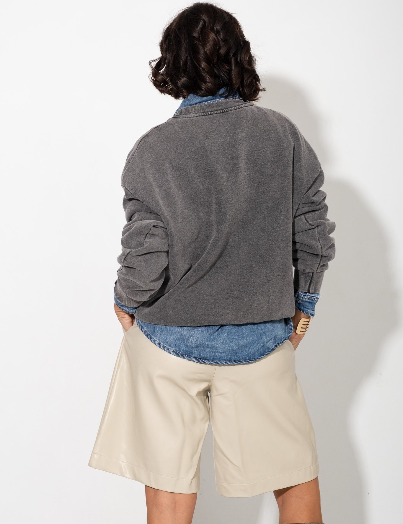 615768.jpg